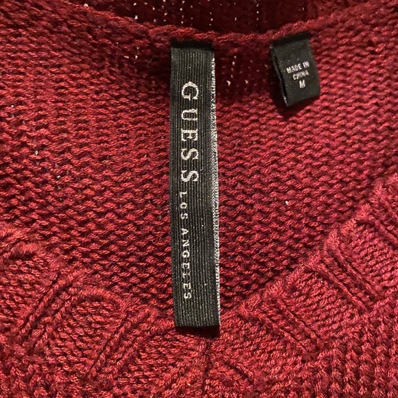 Guess sweater top - Picture 2 of 3
